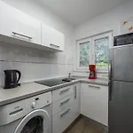 In Pore Near 아파트 *